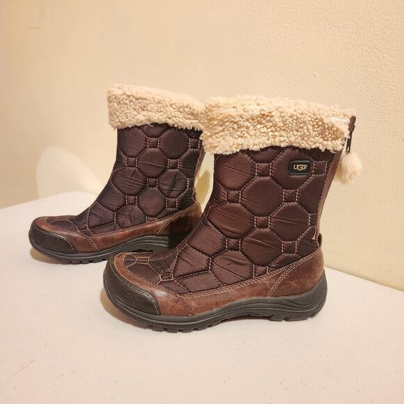 UGG Womens Sz 8 Meridian Brown Quilted Waterproof Winter Boots Vibram Soles Snow - Picture 11 of 11